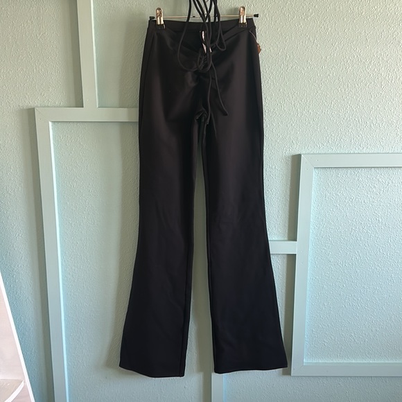ALO YOGA Airbrush High-Waist Cinch Flare Legging - Black size Small EUC - Picture 4 of 7